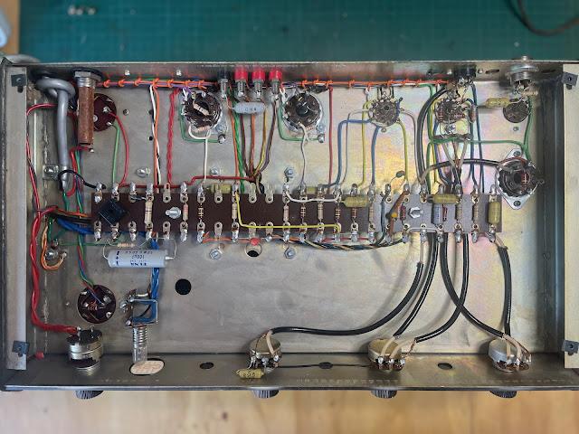 COMMUNICATIONS SYSTEMS AUSTRALIA 35 vintage valve PA amplifier goldentone