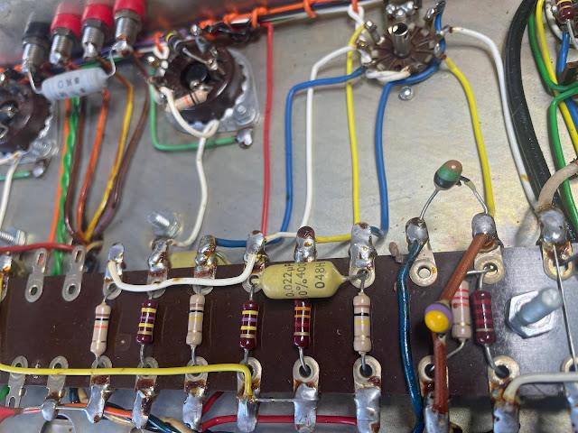 COMMUNICATIONS SYSTEMS AUSTRALIA 35 vintage valve PA amplifier goldentone