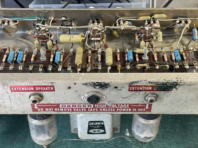 Circuit - Goldentone Reverbmaster 40 / slimeline vintage guitar amp Circuit - Goldentone Reverbmaster 40 / slimeline vintage guitar amp