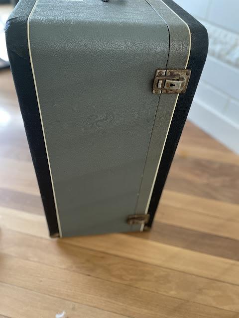 Ampro vintage speaker cab