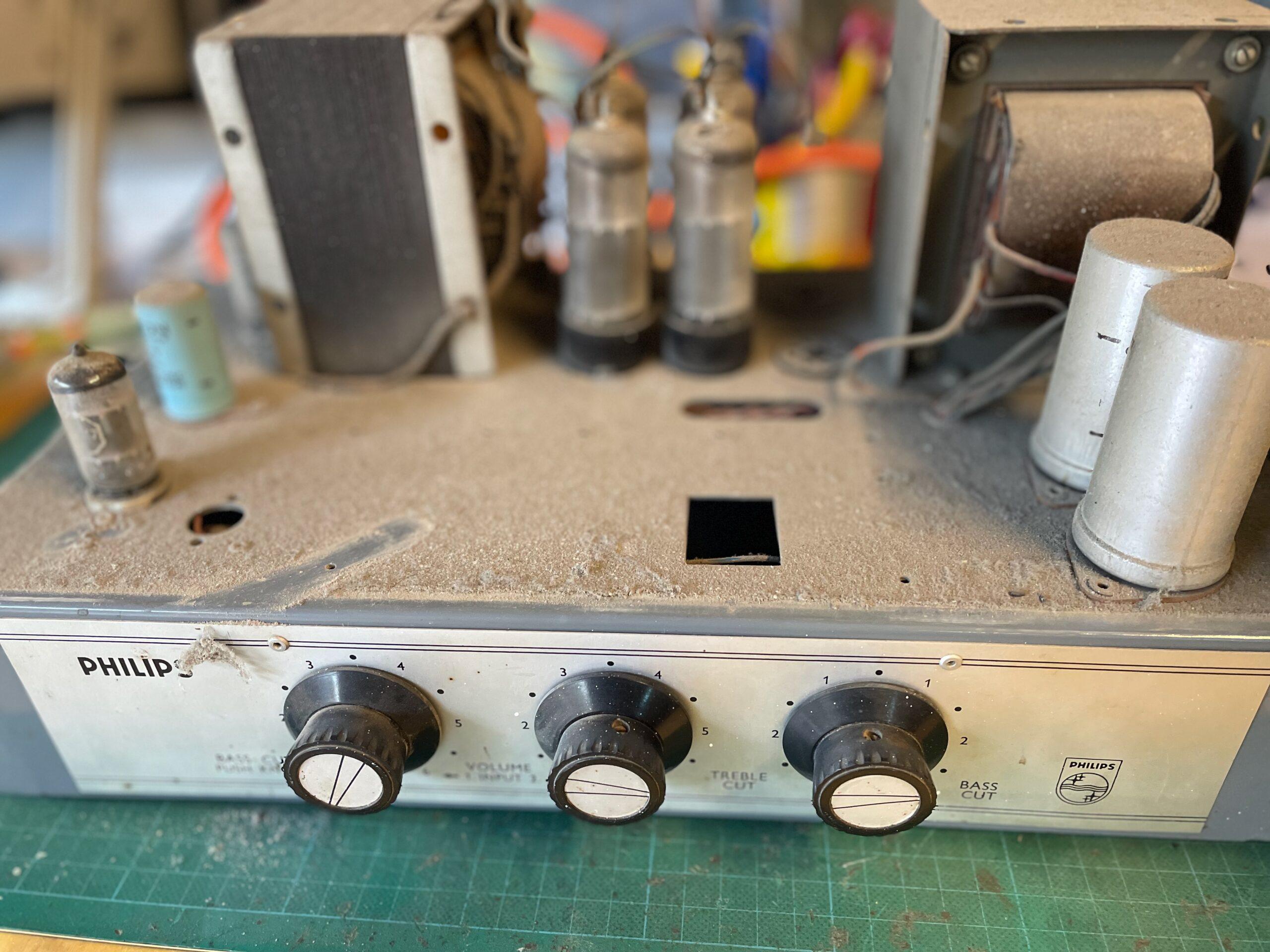 PHILIPS EV4437 amplifier dusty 1 71ca8c9b50bc