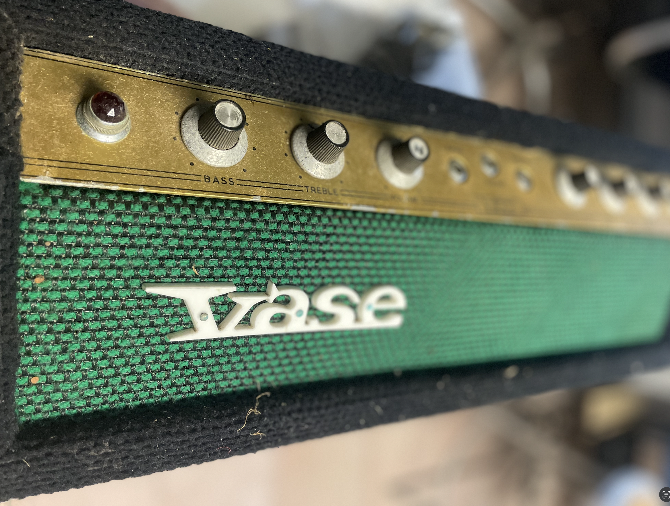 Vase Bassman 100 front 2b9a3a5891fb